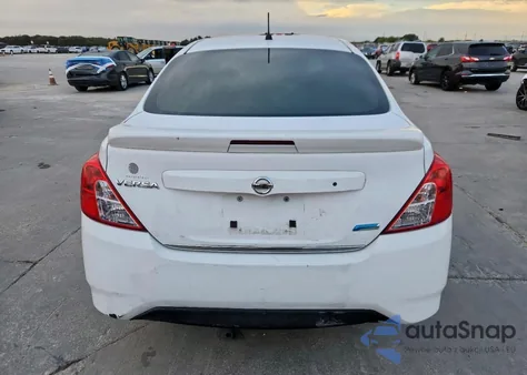 2015 Nissan Versa S z USA, uszkodzony, nr VIN 3N1CN7APXFL904892